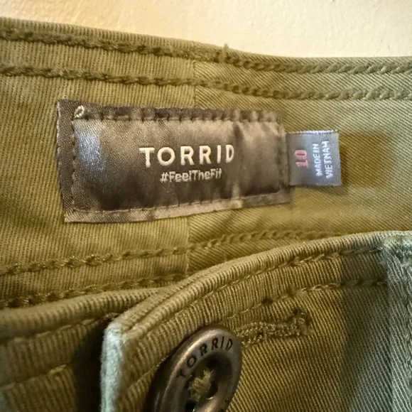 Torrid Olive Green Pants - Picture 3 of 7